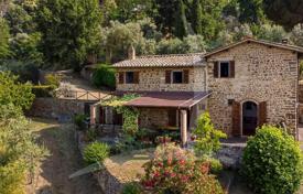 3-zimmer villa 250 m² in Montalcino, Italien. 1 050 000 €