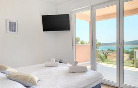Haus We are selling a modern house with a sea view!. 649 000 €
