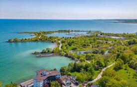 10-zimmer haus in der stadt in Etobicoke, Kanada. C$1 483 000