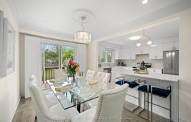 10-zimmer haus in der stadt in North York, Kanada. C$2 614 000