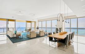 Neubauwohnung – Collins Avenue, Miami, Florida,  Vereinigte Staaten. 6 008 000 €
