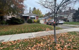 3-zimmer haus in der stadt in North York, Kanada. C$2 381 000