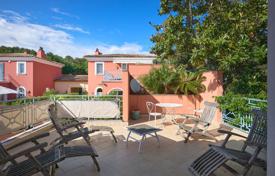 5-zimmer haus in der stadt in Saint-Tropez, Frankreich. 2 990 000 €