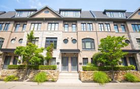 Stadthaus – Etobicoke, Toronto, Ontario,  Kanada. C$1 234 000