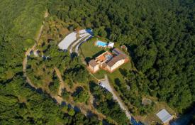 7-zimmer wohnung 352 m² in Montecatini Val di Cecina, Italien. 2 200 000 €