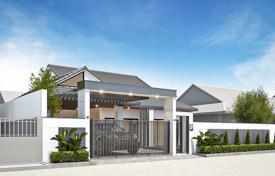 3-zimmer villa 180 m² in Mueang Phuket, Thailand. $384 000