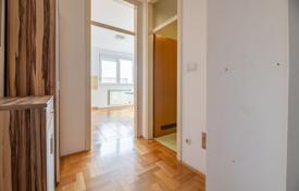 Zu verkaufen, Vukomerec, 2-Zimmer-Wohnung, Parkplatz, Aufzug. 150 000 €