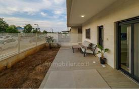 5-zimmer wohnung 200 m² in Nahariyya, Israel. $992 000