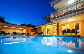 4-zimmer haus in der stadt 550 m² in Rovinj, Kroatien. 960 000 €