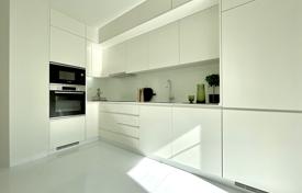 2-zimmer wohnung 120 m² in Lissabon, Portugal. 690 000 €