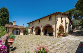 26-zimmer landgut 628 m² in Scandicci, Italien. 1 850 000 €