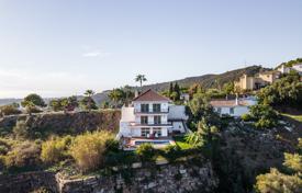 Villa – Estepona, Andalusien, Spanien. 890 000 €