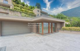 Villa – Cernobbio, Lombardei, Italien. 3 500 000 €