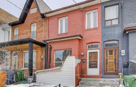 Stadthaus – Euclid Avenue, Toronto, Ontario,  Kanada. C$1 042 000