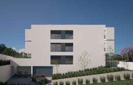 2-zimmer wohnung 112 m² in Porto, Portugal. 328 000 €