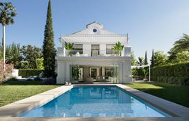 9-zimmer villa 330 m² in Nueva Andalucia, Spanien. 2 750 000 €