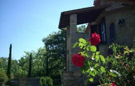 8-zimmer villa 650 m² in Montegabbione, Italien. 1 300 000 €