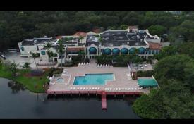 Haus in der Stadt – Davie, Broward, Florida,  Vereinigte Staaten. $389 000