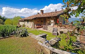 15-zimmer villa in Castelnuovo di Garfagnana, Italien. 1 320 000 €