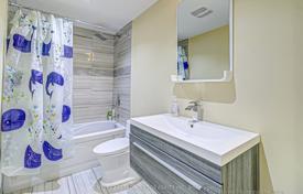 10-zimmer haus in der stadt in Scarborough, Kanada. C$2 622 000