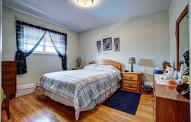 4-zimmer haus in der stadt in Scarborough, Kanada. C$1 319 000