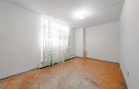 6-zimmer wohnung in Scarborough, Kanada. C$755 000