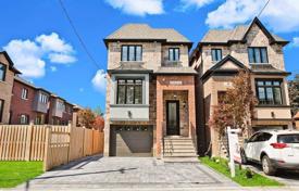 4-zimmer haus in der stadt in North York, Kanada. C$2 195 000