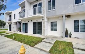 Haus in der Stadt – Homestead, Florida, Vereinigte Staaten. $410 000