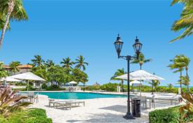 Wohnung – Fisher Island Drive, Miami Beach, Florida,  Vereinigte Staaten. $949 000