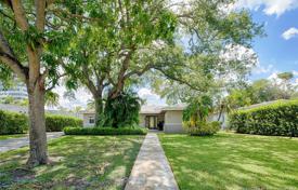 Einfamilienhaus – Miami, Florida, Vereinigte Staaten. 1 489 000 €