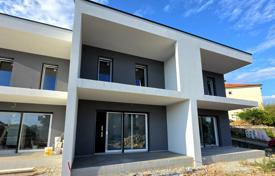 4-zimmer haus in der stadt 97 m² in Viškovo, Kroatien. 325 000 €