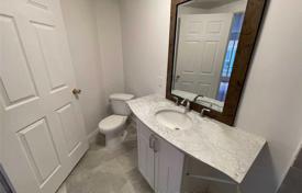 11-zimmer haus in der stadt in Scarborough, Kanada. C$1 816 000