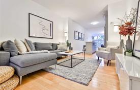 3-zimmer stadthaus in Old Toronto, Kanada. C$1 441 000