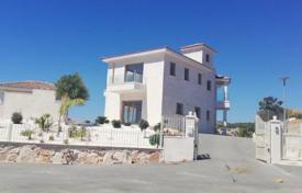 Villa – Paphos, Zypern. 2 700 000 €