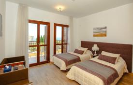 3-zimmer stadthaus 215 m² in Aphrodite Hills, Zypern. 1 300 000 €