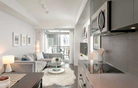 Wohnung – Saint Clair Avenue West, Old Toronto, Toronto,  Ontario,   Kanada. C$846 000