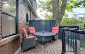 9-zimmer stadthaus in Old Toronto, Kanada. C$2 318 000