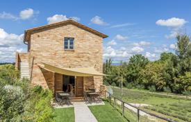 16-zimmer villa 590 m² in Montepulciano, Italien. Price on request