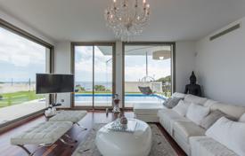 Haus in der stadt 360 m² in Arenys de Mar, Spanien. 350 000 €