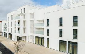 New residential complex with apartments in Gironde, Frankreich. ab 338 000 €