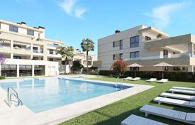 Wohnung – Estepona, Andalusien, Spanien. 373 000 €