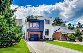 5-zimmer haus in der stadt in East York, Kanada. C$2 073 000