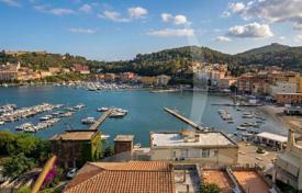3-zimmer wohnung 137 m² in Grosseto, Italien. 1 240 000 €