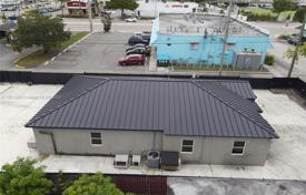Haus in der Stadt – North Miami, Florida, Vereinigte Staaten. $650 000