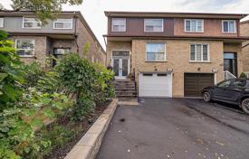 4-zimmer stadthaus in North York, Kanada. C$1 750 000