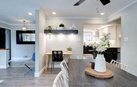 14-zimmer haus in der stadt in Scarborough, Kanada. C$1 424 000