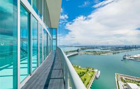Wohnung – Miami, Florida, Vereinigte Staaten. 3 900 €  pro Woche
