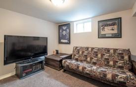 2-zimmer haus in der stadt in Etobicoke, Kanada. C$1 118 000