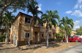Haus in der Stadt – West End, Miami, Florida,  Vereinigte Staaten. $475 000