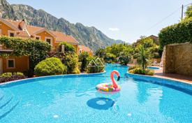 4-zimmer wohnung 129 m² in Orahovac, Montenegro. 395 000 €